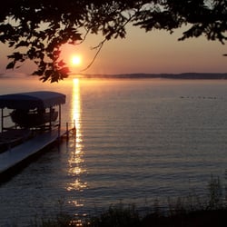 Darton's Twin Pine Resort - Sunrise