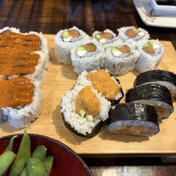 Momo sushi