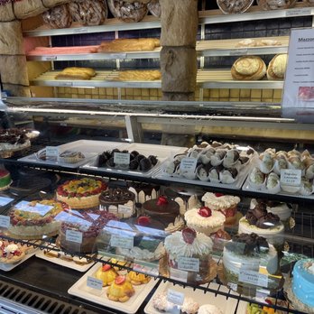 Chicago Pastry - Good assortment of dessert items to pick from. I resisted picking one of everything! - Bakeries Near Me - Bloomingdale, Illinois