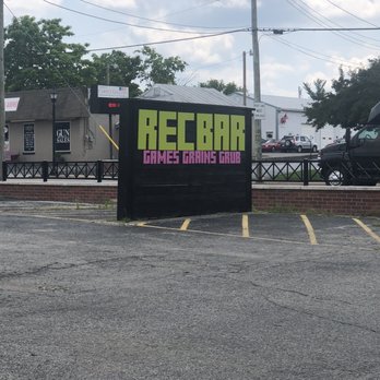 Recbar - Street sign - Bars Near Me - Louisville, Kentucky