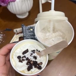 Clovershrub Tea with Hazlenut Cream Top (Asked for cream on the side) -- I'd pass on this, just tastes like whipped cream Clovershrub Tea with Hazlenut Cream Top (Asked for cream on the side) -- I'd pass on this, just tastes like whipped cream
