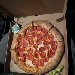 Papa Johns Pizza - Pepperoni stuffed crust