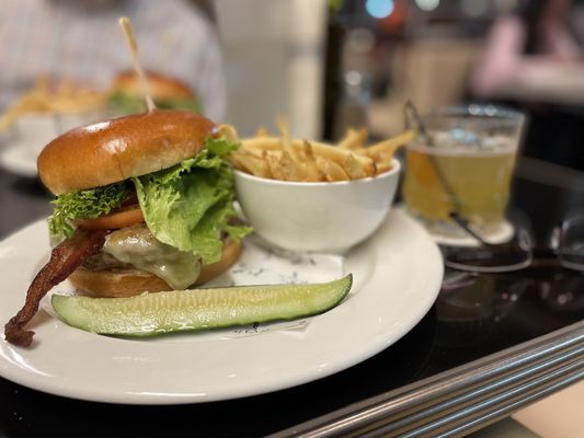 Tops Diner by null