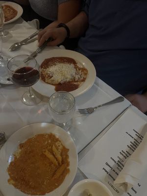 Arturo's by null