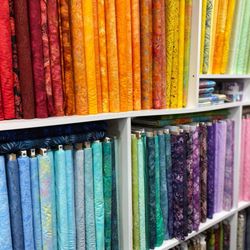 Zig-Zag Corner Quilts & Baskets - Always the prettiest fabric choices!