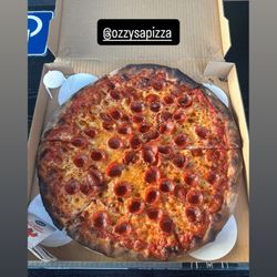 Ozzy's Apizza - Pizza