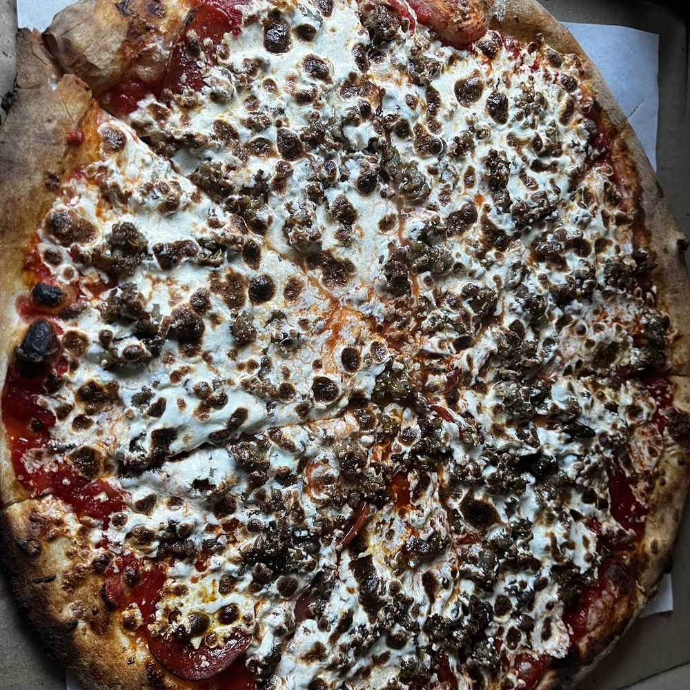 Pizza The Rocks Meat Lovers Pizza 14 in Pizza The Rocks Meat Lovers Pizza 14 in