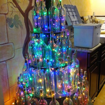 Canyon Crest Winery - Wine Bars Near Me - Riverside, California