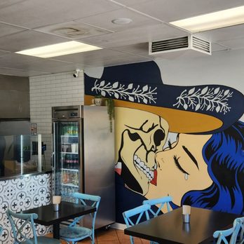 Tacos Poncitlan - Inside - Tacos Near Me - Pasadena, California Tacos Poncitlan - Inside - Tacos Near Me - Pasadena, California