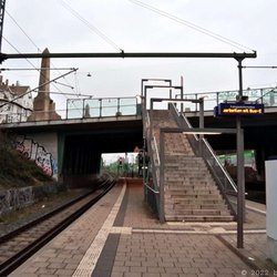 S-Bahnhof Völkerschlachtdenkmal - Aufgang (02/2023)