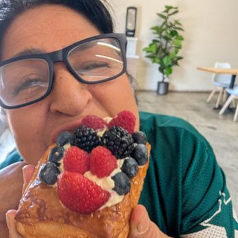 Mr Baker - Mrs. Yelper not embarrassed because it's that good - Bakeries Near Me - Riverside, California Mr Baker - Mrs. Yelper not embarrassed because it's that good - Bakeries Near Me - Riverside, California