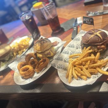 Ford's Garage Viera - All three dishes - Bars Near Me - Melbourne, Florida