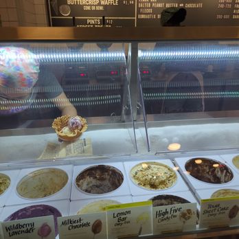 Jeni's Splendid Ice Creams - Flavors - Ice Cream & Frozen Yogurt Near Me - Houston, Texas Jeni's Splendid Ice Creams - Flavors - Ice Cream & Frozen Yogurt Near Me - Houston, Texas
