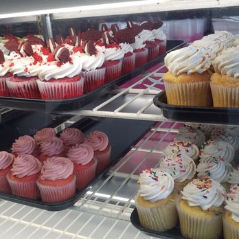 Cakes by Cynthia - Cupcakes Near Me - Arbutus, Maryland Cakes by Cynthia - Cupcakes Near Me - Arbutus, Maryland