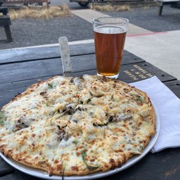 Hen House Pizza