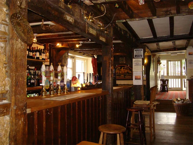 HALF MOON & SPREAD EAGLE Updated August 2024 Winchester Road