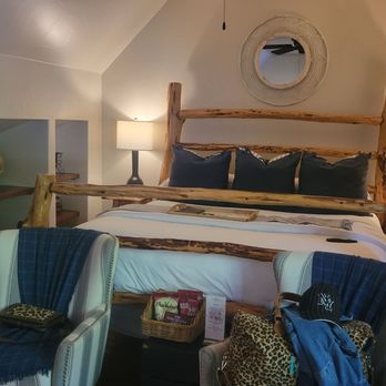 Winchester Lodge - Hotels Near Me - Fredericksburg, Texas
