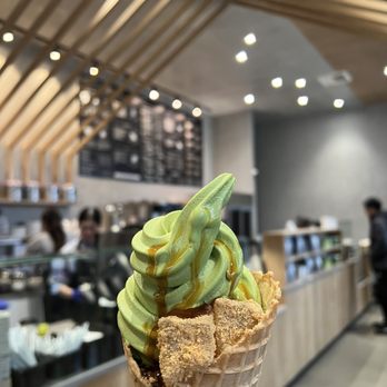 Nana's Green Tea - Matcha soft serve with warabi mochi - Desserts Near Me - Bellevue, Washington