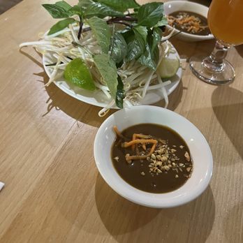 Pho Boston - Vietnamese Near Me - West Hartford, Connecticut Pho Boston - Vietnamese Near Me - West Hartford, Connecticut