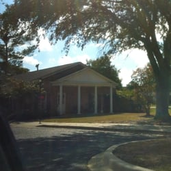 High Maintenance - the salon building