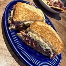 Pastrami sandwich! Pastrami sandwich!