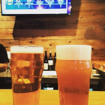 Slanted Tree Kitchen & Taproom - Warriors and Giants on...what could be better ?!? - Burgers Near Me - Fairfield, California Slanted Tree Kitchen & Taproom - Warriors and Giants on...what could be better ?!? - Burgers Near Me - Fairfield, California