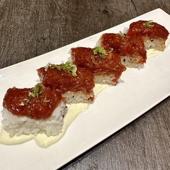 Naamah Sushi - Spicy Tuna Special - Sushi Bars Near Me - Boca Raton, Florida Naamah Sushi - Spicy Tuna Special - Sushi Bars Near Me - Boca Raton, Florida