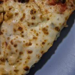 Papa Johns Pizza - A ton of cheese and where are the mushrooms?