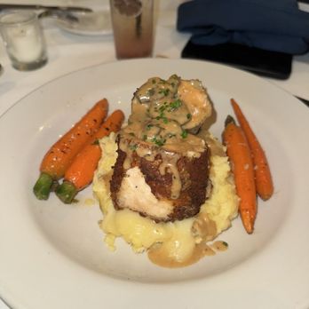 Tresetti's - Chicken Cordon Bleu - Comfort Food Near Me - Modesto, California