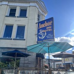 Achor Inn Hotel - The frontage