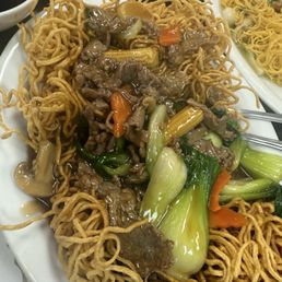 Crispy beef noodles Crispy beef noodles