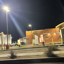 McDonald's - 11/18/2024 drive thru