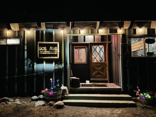 Dos Alas CubaRican Café & Lounge by null