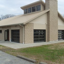 Southridge Golf Range & Larobi's Pizza