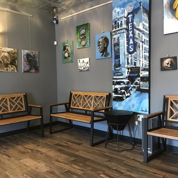 Dandyland Custom Tattoo and Professional Body Piercing - Entrance - Tattoo Near Me - San Antonio, Texas