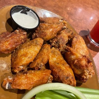 Wisconsin Brew Pub - Dry rub wings! Meh - Brewpubs Near Me - Wisconsin Dells, Wisconsin Wisconsin Brew Pub - Dry rub wings! Meh - Brewpubs Near Me - Wisconsin Dells, Wisconsin