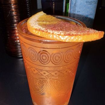Leila - Cocktails too - Italian Near Me - Honolulu, Hawaii