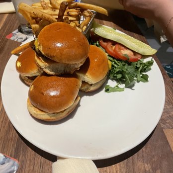 Yard House - Classic Sliders with French Fries - New American Near Me - Northridge, California Yard House - Classic Sliders with French Fries - New American Near Me - Northridge, California