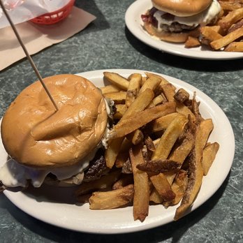 Son Of Thurman - Mushroom Burger - American Near Me - Delaware, Ohio Son Of Thurman - Mushroom Burger - American Near Me - Delaware, Ohio