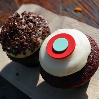 Sprinkles Georgetown - Black and White, Red Velvet - Bakeries Near Me - Washington, DC, District of Columbia