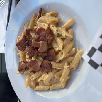 Ghostfish Brewing - Mac N Cheese with bacon - Breweries Near Me - Seattle, Washington Ghostfish Brewing - Mac N Cheese with bacon - Breweries Near Me - Seattle, Washington