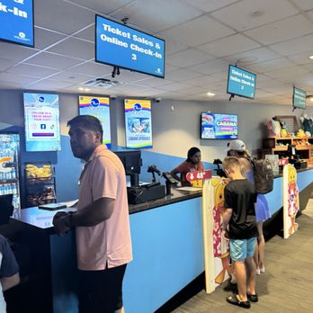 Epic Waters Indoor Waterpark - Check in - Water Parks Near Me - Grand Prairie, Texas Epic Waters Indoor Waterpark - Check in - Water Parks Near Me - Grand Prairie, Texas