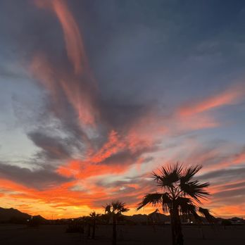 Rice Ranch RV Park - No place does sunsets like Quartzsite! Come enjoy our million-dollar views at Rice Ranch RV Park. - Campgrounds Near Me - Quartzsite, Arizona Rice Ranch RV Park - No place does sunsets like Quartzsite! Come enjoy our million-dollar views at Rice Ranch RV Park. - Campgrounds Near Me - Quartzsite, Arizona