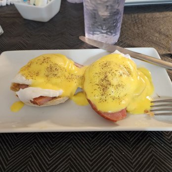 Two Hearts - Eggs Benedict - Caterers Near Me - Wisconsin Rapids, Wisconsin