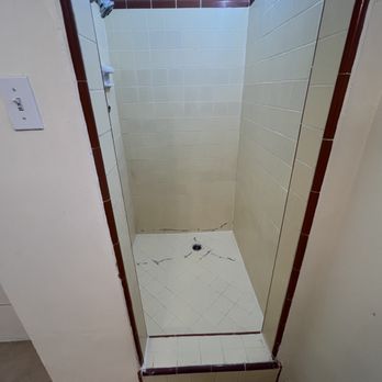 Genesis Reglazing Services - Another before picture--yuck! - Refinishing Services Near Me - Lancaster, California