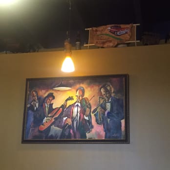 Back to Cuba - Some very nice decor - Cuban Near Me - Nashville, Tennessee Back to Cuba - Some very nice decor - Cuban Near Me - Nashville, Tennessee