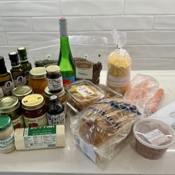 The Peach Stand - First visit to the Peach Stand, great selection!