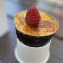 Caramel Pastries - Crème Brûlée!