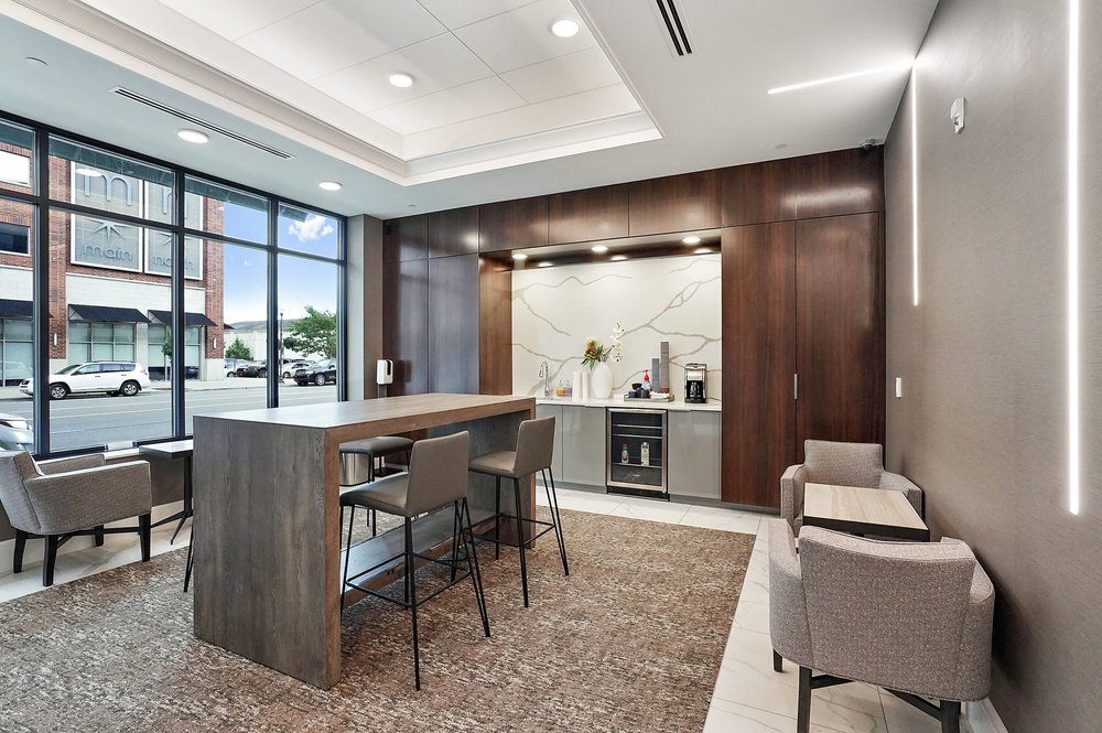 BILLINGS PLACE Updated September 2024 25 Photos 221 N Main St