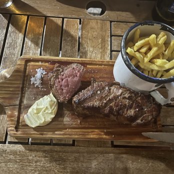 Restaurante Vicente - Carnalentejana DOP Sirloin Stake - Portuguese Near Me - Lisbon, 11 Restaurante Vicente - Carnalentejana DOP Sirloin Stake - Portuguese Near Me - Lisbon, 11
